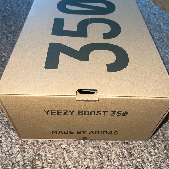 Yeezy Boost 350 V 2 Synth Reflective - Picture 5 of 16